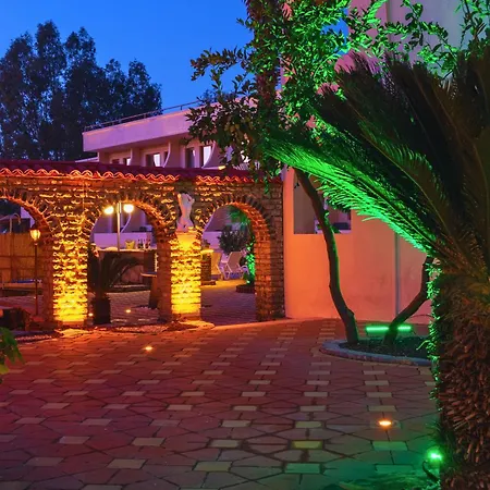 Oscar Seaside Hotel & Spa-3